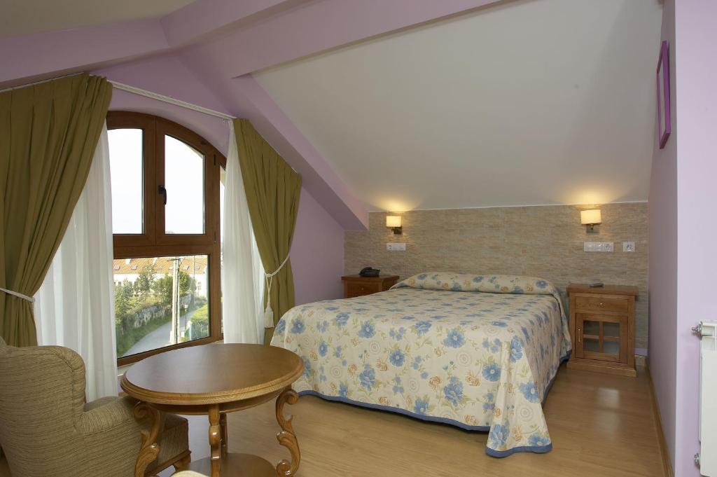 Hotel Azul De Galimar San Vicente De La Barquera Room photo