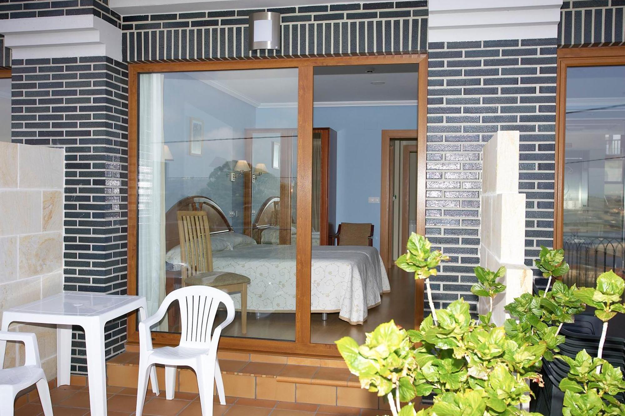 Hotel Azul De Galimar San Vicente De La Barquera Exterior photo